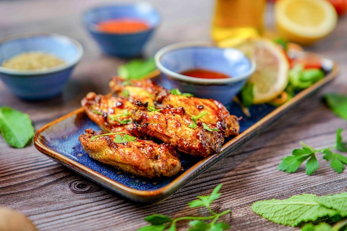 BBQ CHICKEN WINGS