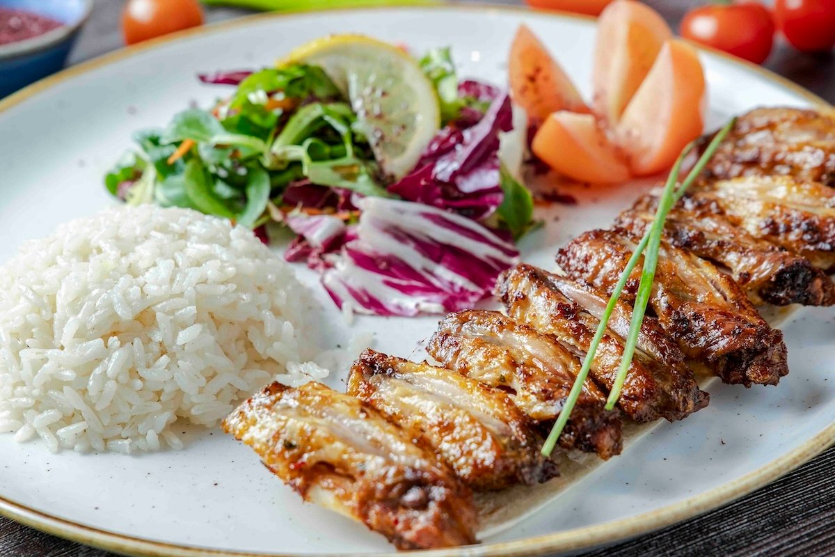 CHICKEN WINGS