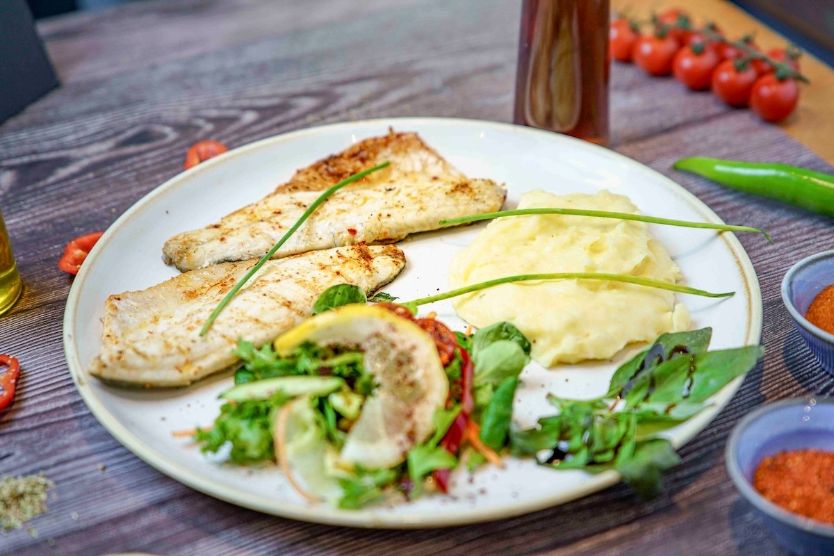 SEA BASS (FILLET)